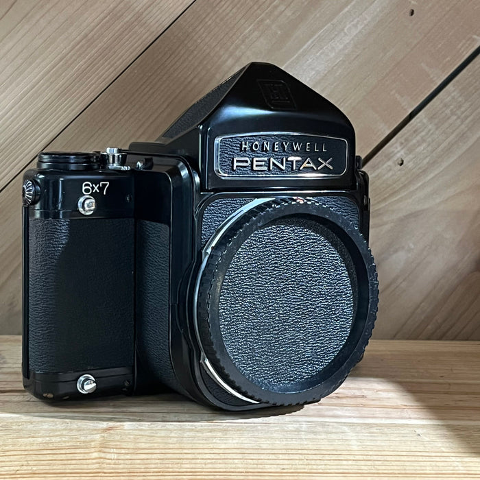 Pentax 6x7 Medium Format Film Camera Body w/ Honeywell Eye-Level Prism (4001042)