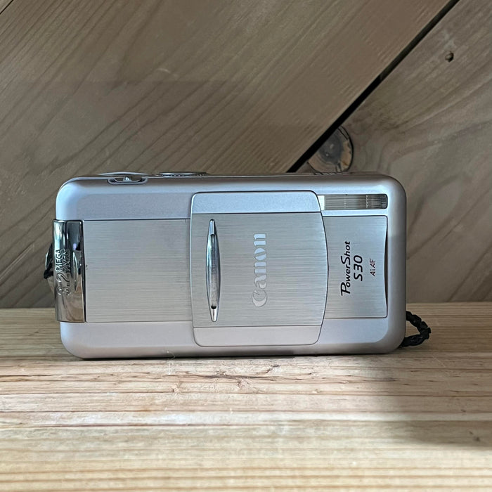 Canon PowerShot S30 Digital Camera w/ 3x Zoom Lens (5123700040)