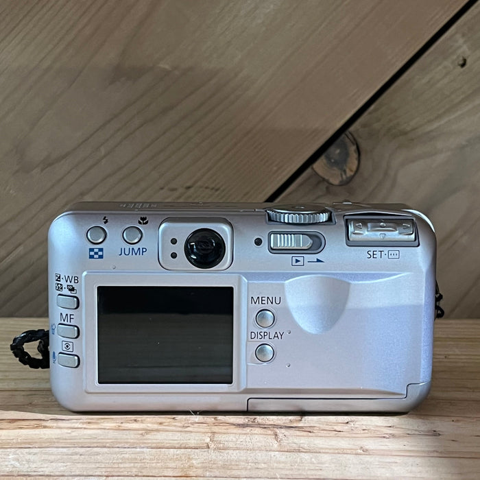 Canon PowerShot S30 Digital Camera w/ 3x Zoom Lens (5123700040)