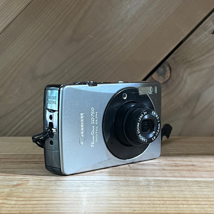 Canon PowerShot SD750 Digital Camera w/ 5.8–17.4mm Zoom Lens (5123604613)