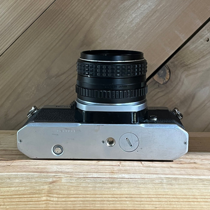 Pentax K1000 SE 35mm SLR w/ SMC Pentax 55mm f/1.8 Lens (7811041)