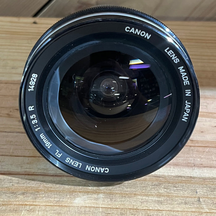 Canon FL 19mm f/3.5 R Ultra-Wide Lens (14928)