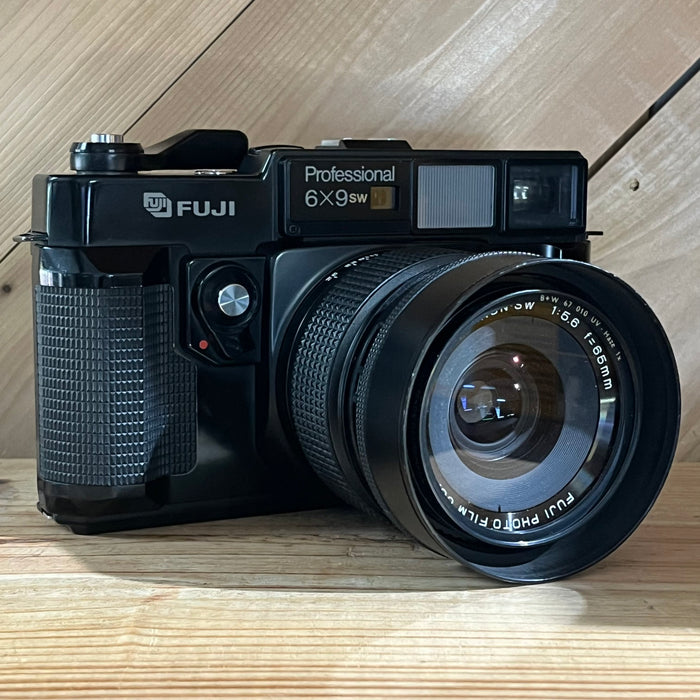 Fuji GSW690II Professional Fujifilm 6x9 Medium Format Rangefinder w/ 65mm f/5.6 Lens