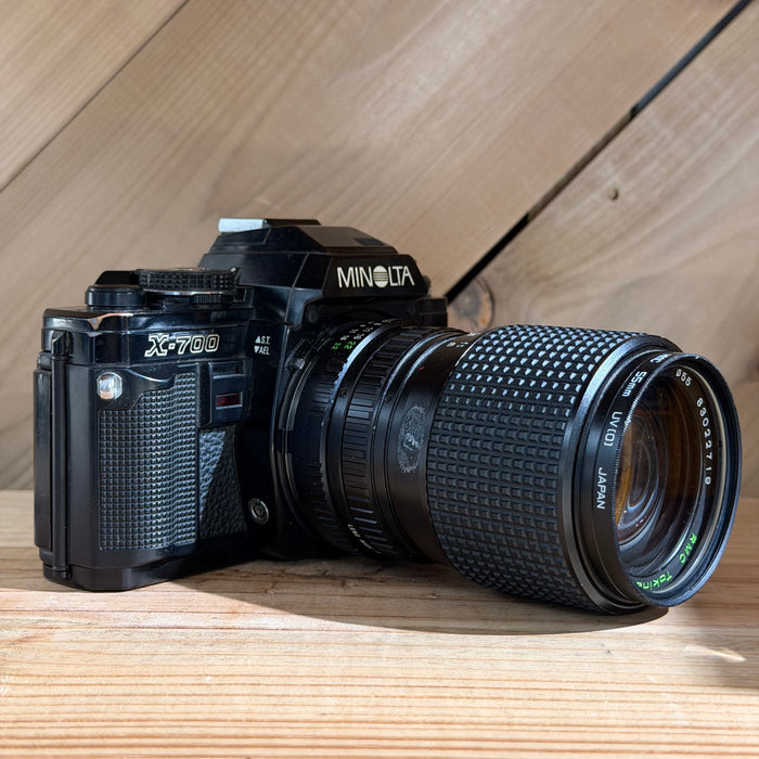 Minolta X-700 35mm SLR Film Camera w/ RMC Tokina 35–105mm f/3.5–4.3 Lens
