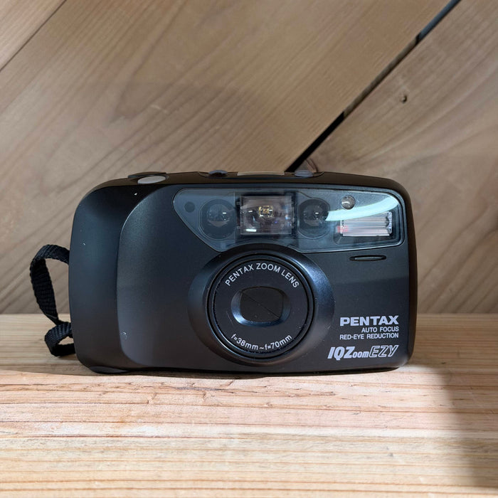 Pentax IQZoom EZY 35mm Point & Shoot Camera (8822)
