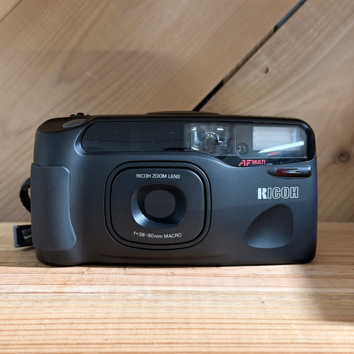 Ricoh RZ-900 Multi AF 35mm Point & Shoot Camera
