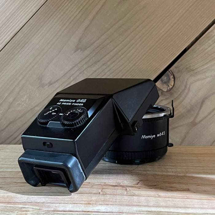 Mamiya 645 Super with Mamiya-Sekor 80mm f/2.8 Lens (6211)