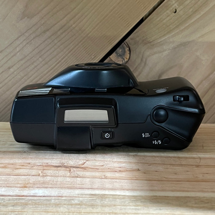 Minolta Freedom Zoom 90c QD ES 35mm Point & Shoot Camera (5510)