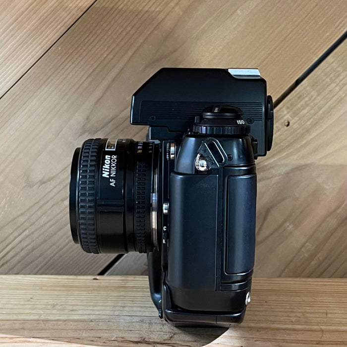 Nikon F4 w/ 50mm AF Nikkor f1.4 Lens & Nikon MB-12 Film Winder (US 2472580)