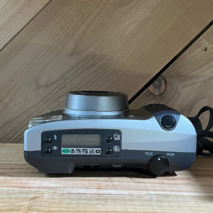 Minolta Freedom Zoom 140EX Panorama Date 38-140mm Point & Shoot Camera (55907501)