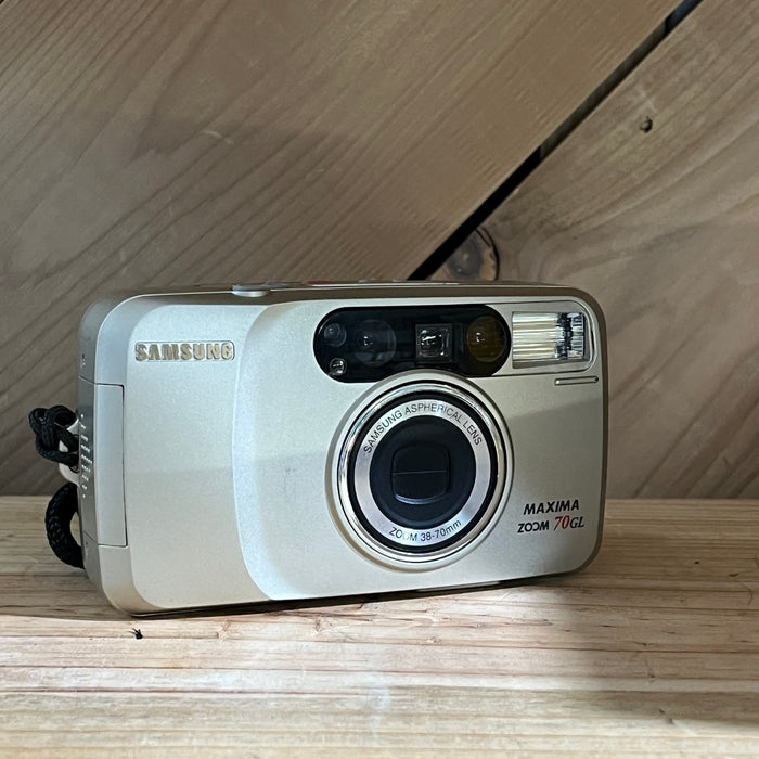 Vintage Samsung Maxima Zoom 70 GL 35mm Point & Shoot Film Camera (99553628)