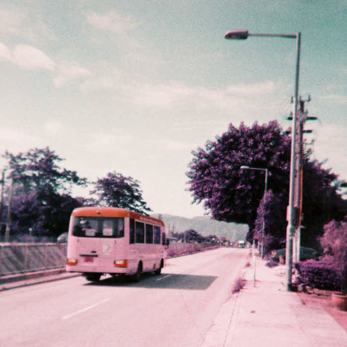 Simple Use Reloadable Film Camera LomoChrome Purple Saturday Edition