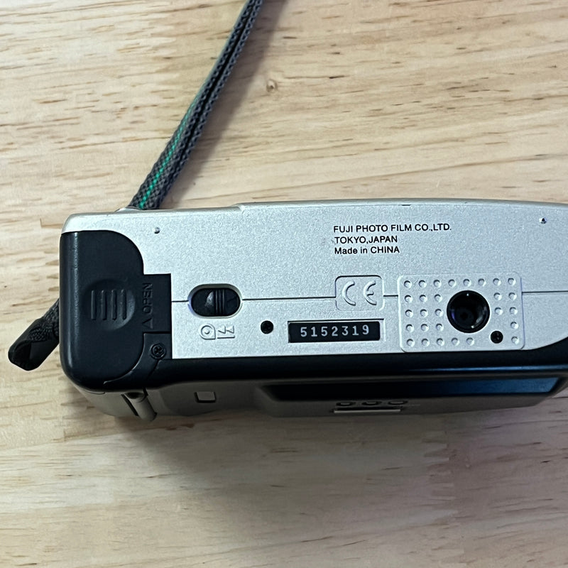 Fujifilm Date 60AF point and shoot