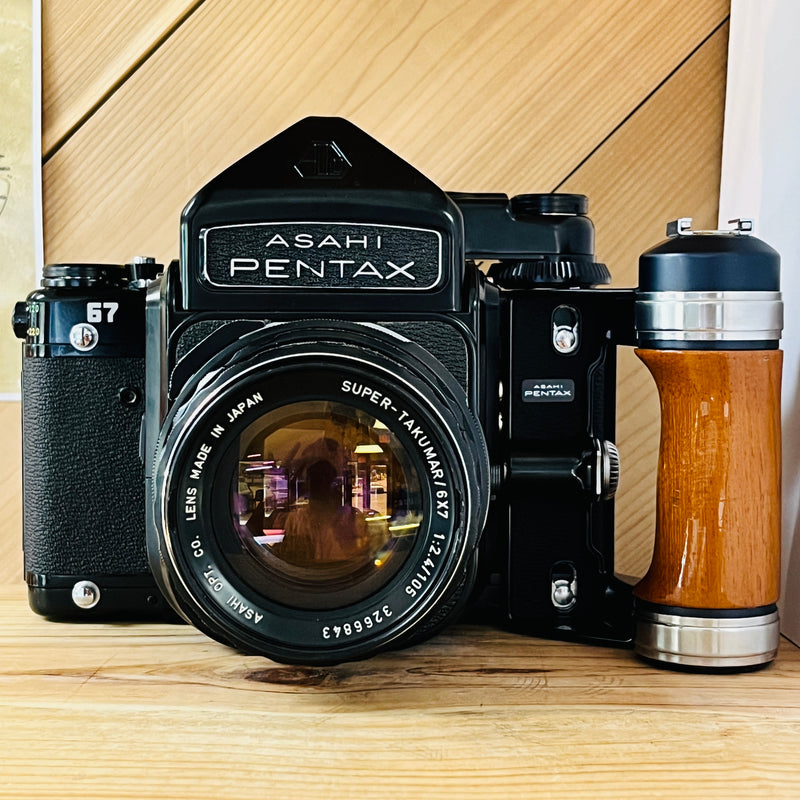 Rare - Pentax 67 MLU - Multi Exposure Mod - 105mm Lens - TTL Metered Finder and Grip