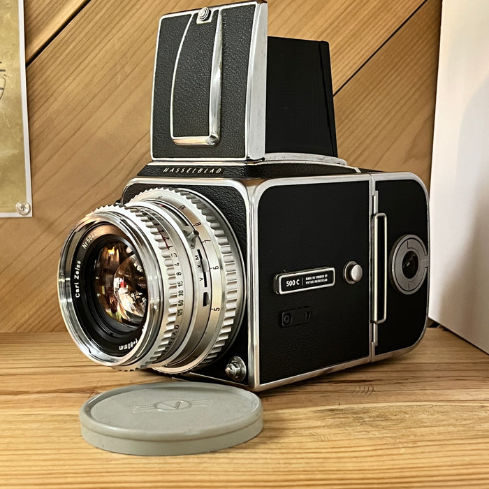 Hasselblad 500 C w/interchangable screen w/ 80mm f/2.8 Zeiss Lens