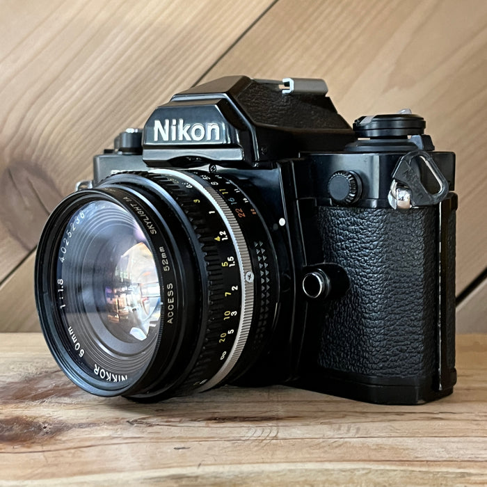 Nikon FM2 w/50mm1.8 (7601)