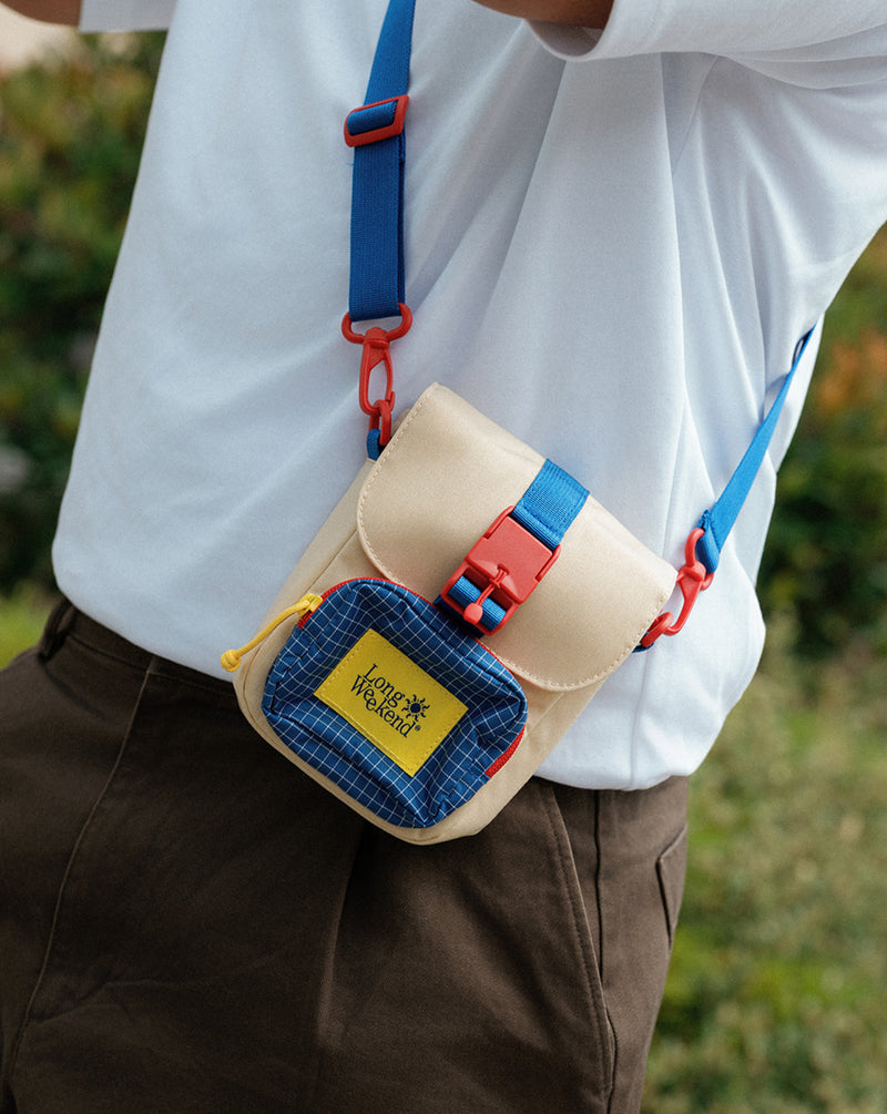 Long Weekend Gear – Crossbody Camera Pouch