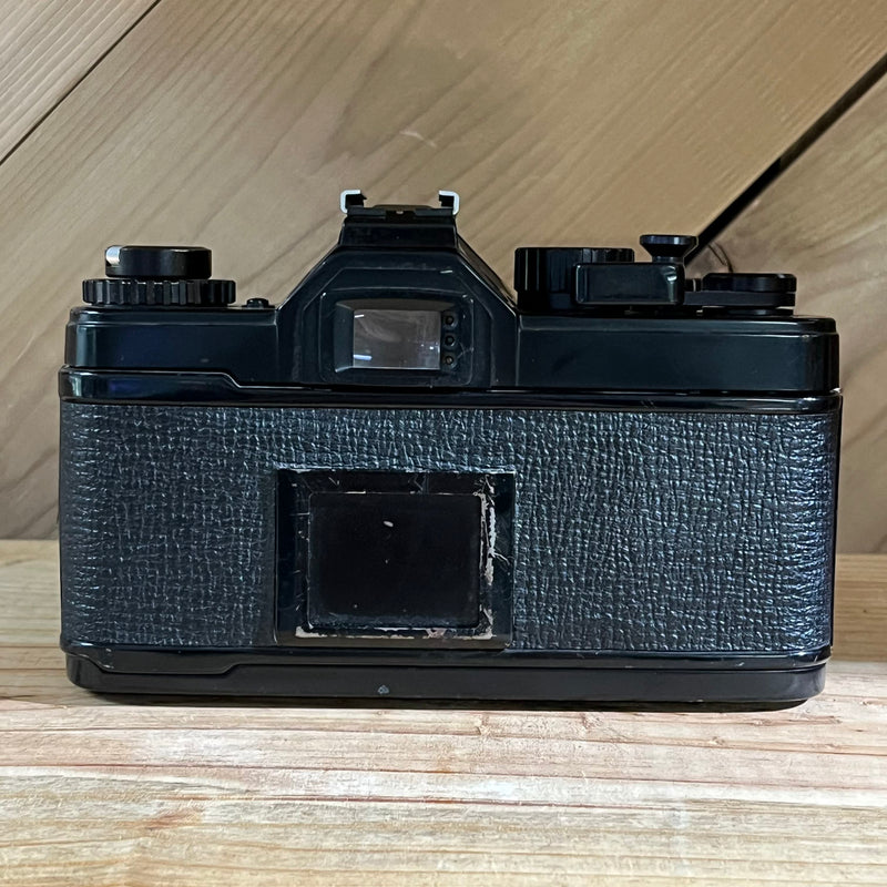 Chinon CM-1 35mm SLR Film Camera with 55mm f/1.7 Lens (088)