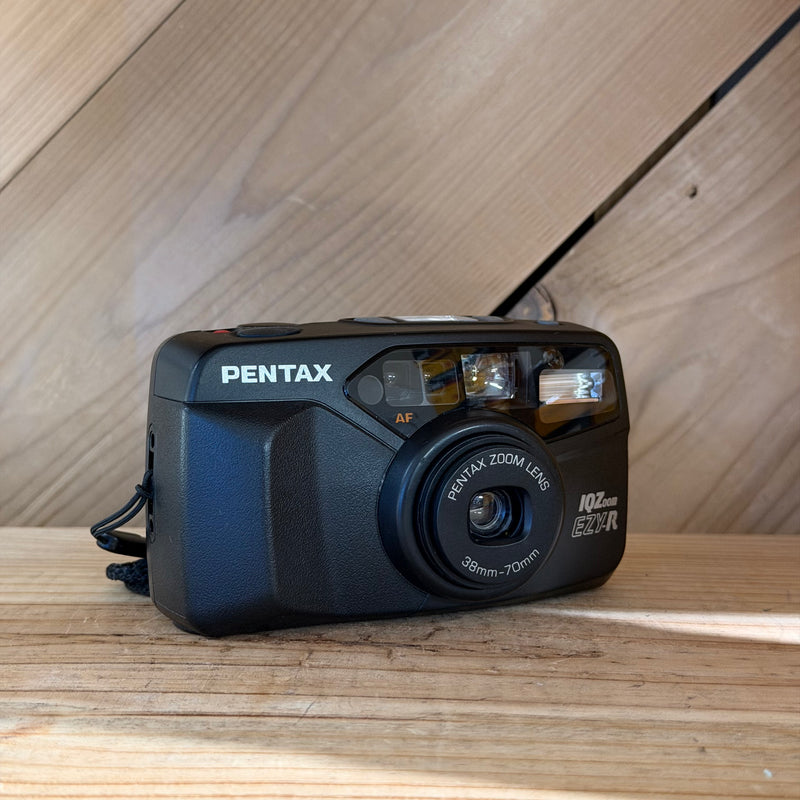 Pentax IQZoom EZY-R 35mm Point & Shoot Film Camera (3898935)