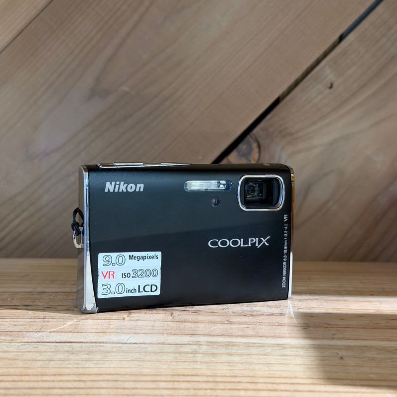 Nikon Coolpix Digital Camera (Black) (30528391)
