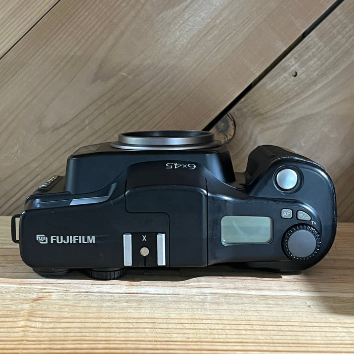 Fuji GA645 Professional Medium Format Camera w/ 60mm f/4 Lens – Excellent (5080764)