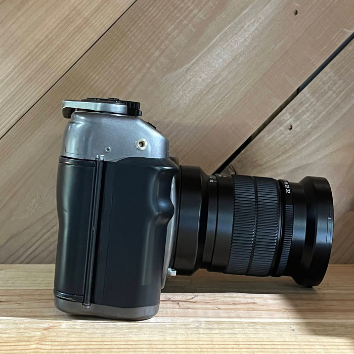Mamiya 7 Medium Format Rangefinder Camera w/ 150mm Lens – Great Condition (0I1160)