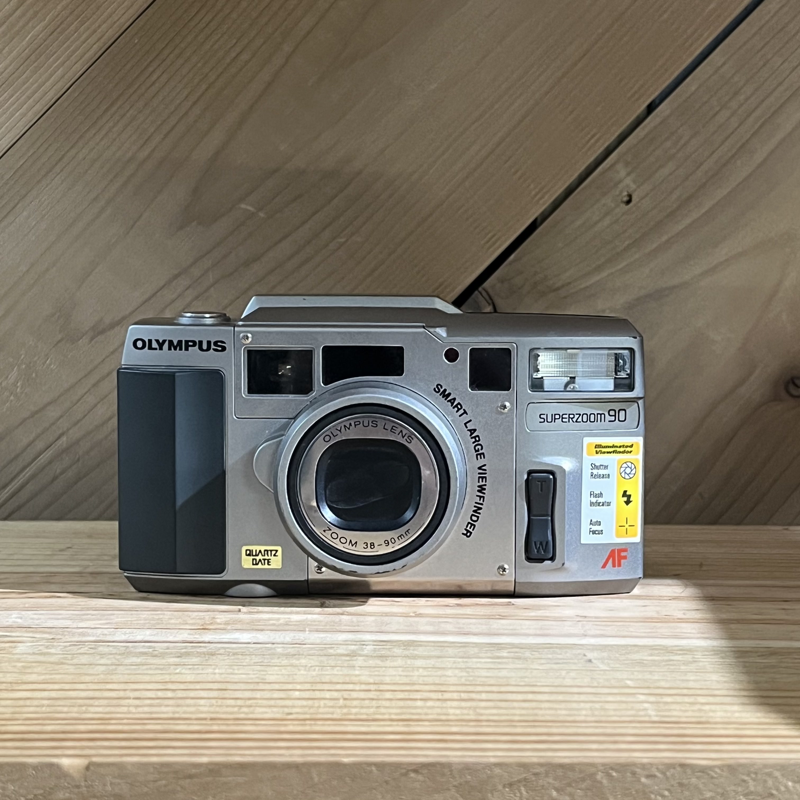 Olympus SuperZoom 90 35mm Point & Shoot Film Camera (41716694
