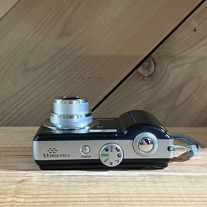 Samsung Digimax S500 5.1MP Digital Camera (965058595)