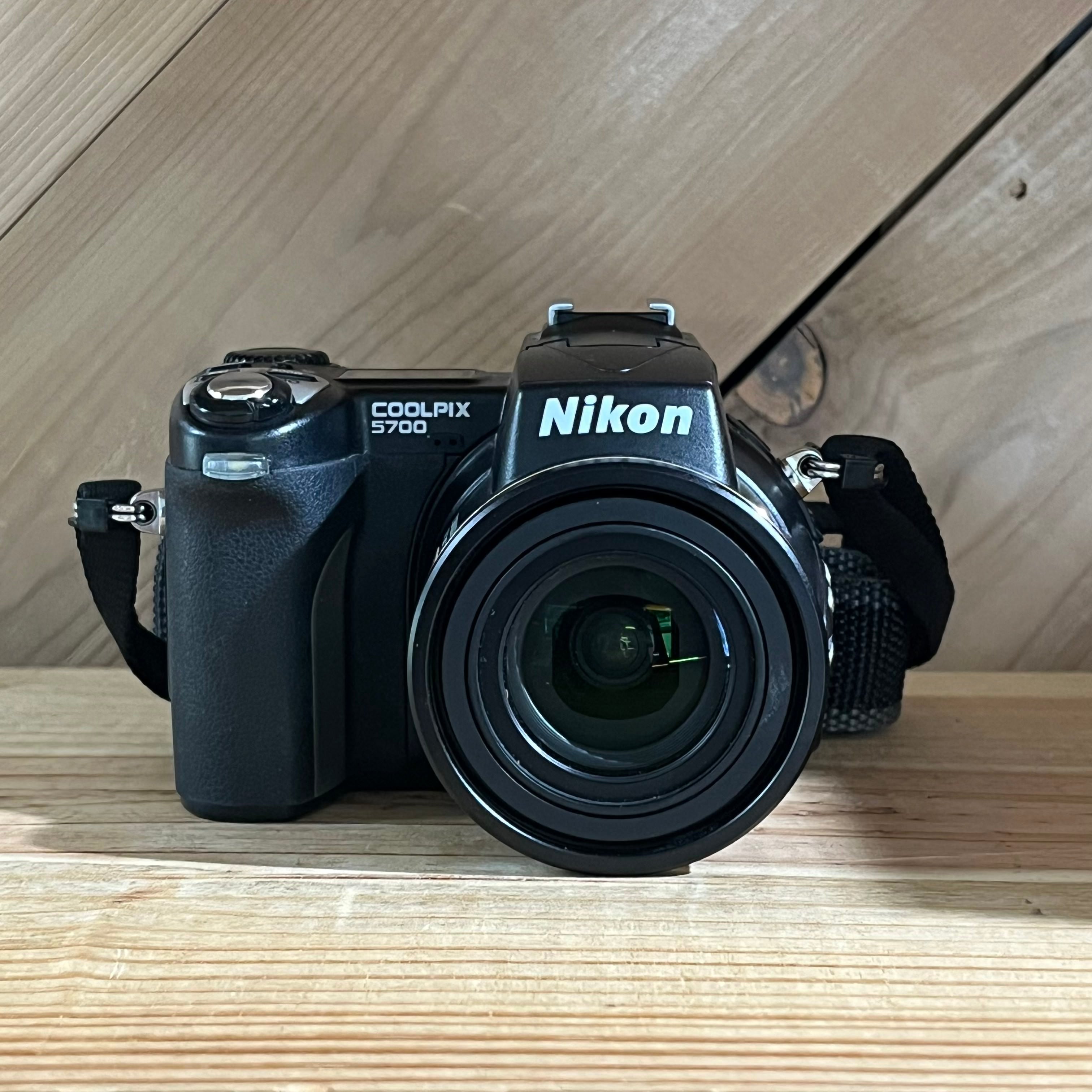 Nikon Coolpix 5700 Digital Camera w/ 8.9–71.2mm f/2.8–4.2 Nikkor