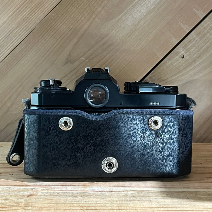 Nikon FE2 35mm SLR Camera Black Body w/ 36-72mm f/3.5 Zoom