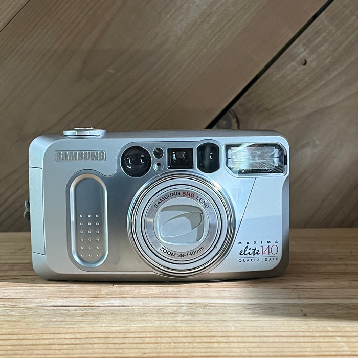 Samsung Maxima Elite 140 Quartz Date 35mm Camera w/ 38-140mm Zoom Lens (93502456