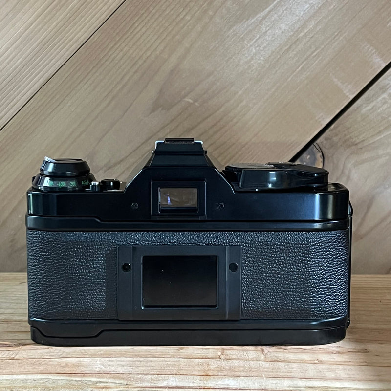 Canon AE-1 Program Black Body 35mm SLR Film Camera w/50mm 1.8 (4097123)