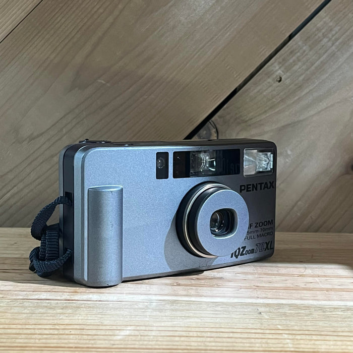 Pentax IQZoom 70-XL 35mm Point & Shoot Zoom Camera (6589368)