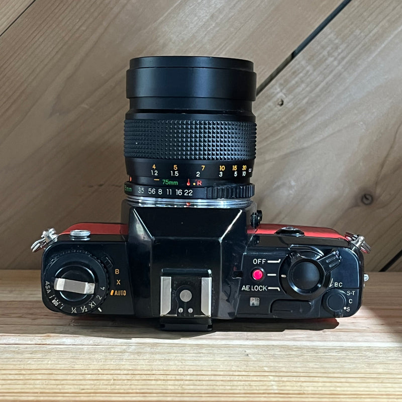 Contax 137 MD Quartz 35mm SLR w/ Yashica ML Zoom 42–75mm f/3.5–4.5 Lens (071305)