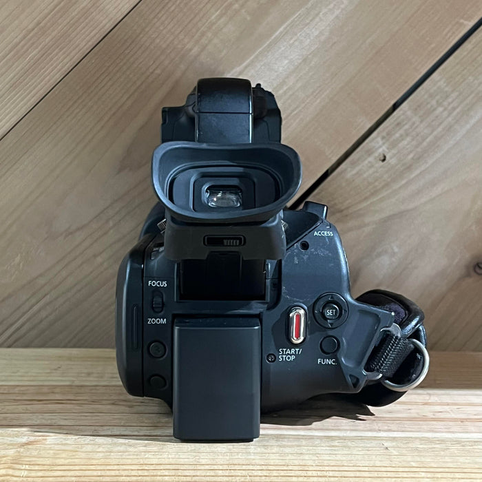 Canon XA35 Professional Camcorder w/ 128GB SD Card and BP-820 Battery (ID0059)