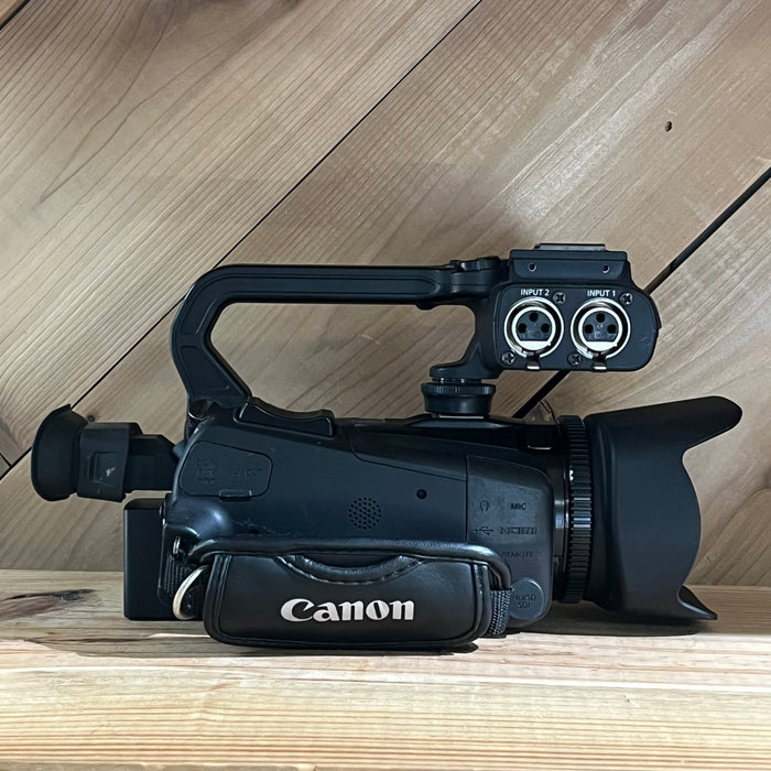Canon XA35 Professional Camcorder w/ 128GB SD Card and BP-820 Battery (ID0059)