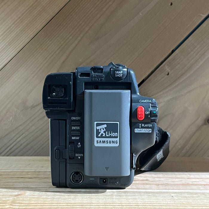 Samsung SCL860 Hi8 NTSC Camcorder w/ 3.6–79.2mm Lens (SCL860)