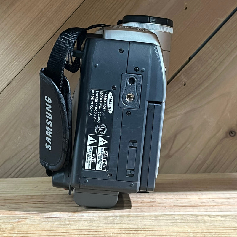Samsung SCL860 Hi8 NTSC Camcorder w/ 3.6–79.2mm Lens (SCL860)