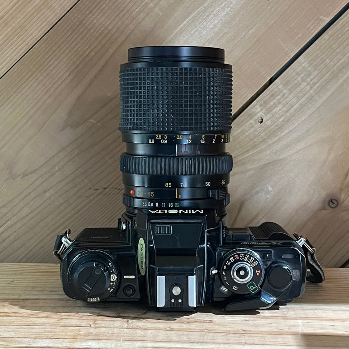 Minolta X-700 35mm SLR w/ Minolta MD Zoom 28–85mm f/3.5–4.5 Lens (1232783)