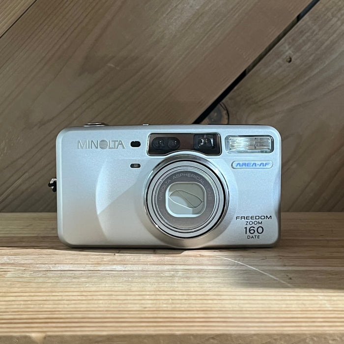Minolta Freedom Zoom 160 Date 35mm Point & Shoot Camera w/ 37.5-160mm Lens