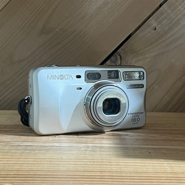 Minolta Freedom Zoom 160 Date 35mm Point & Shoot Camera w/ 37.5-160mm Lens