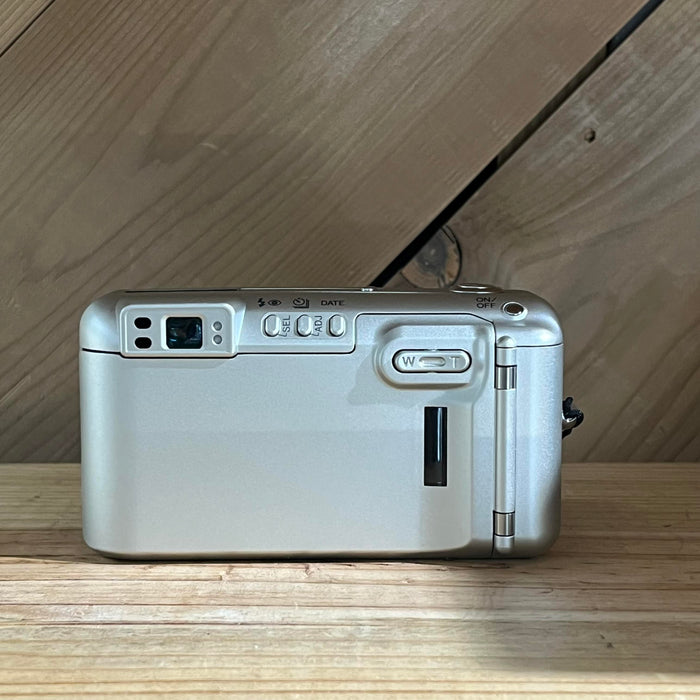 Minolta Freedom Zoom 160 Date 35mm Point & Shoot Camera w/ 37.5-160mm Lens