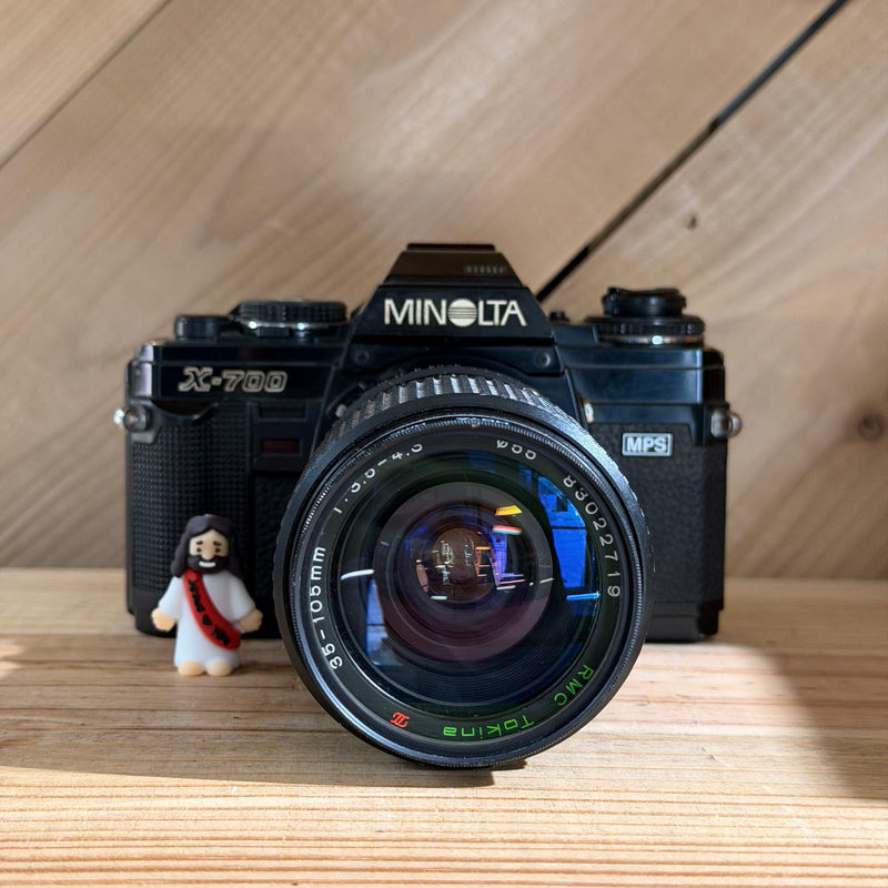 Minolta X-700 35mm SLR Film Camera w/ RMC Tokina 35–105mm f/3.5–4.3 Lens