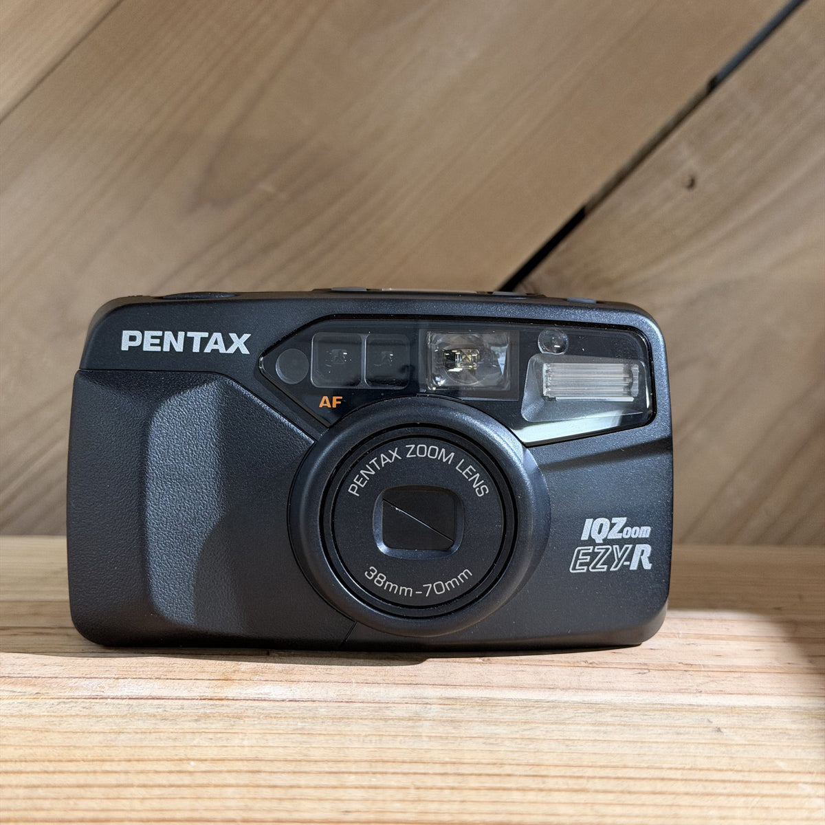 Pentax IQZoom EZY-R 35mm Point & Shoot Camera (0615) - New in Box ...