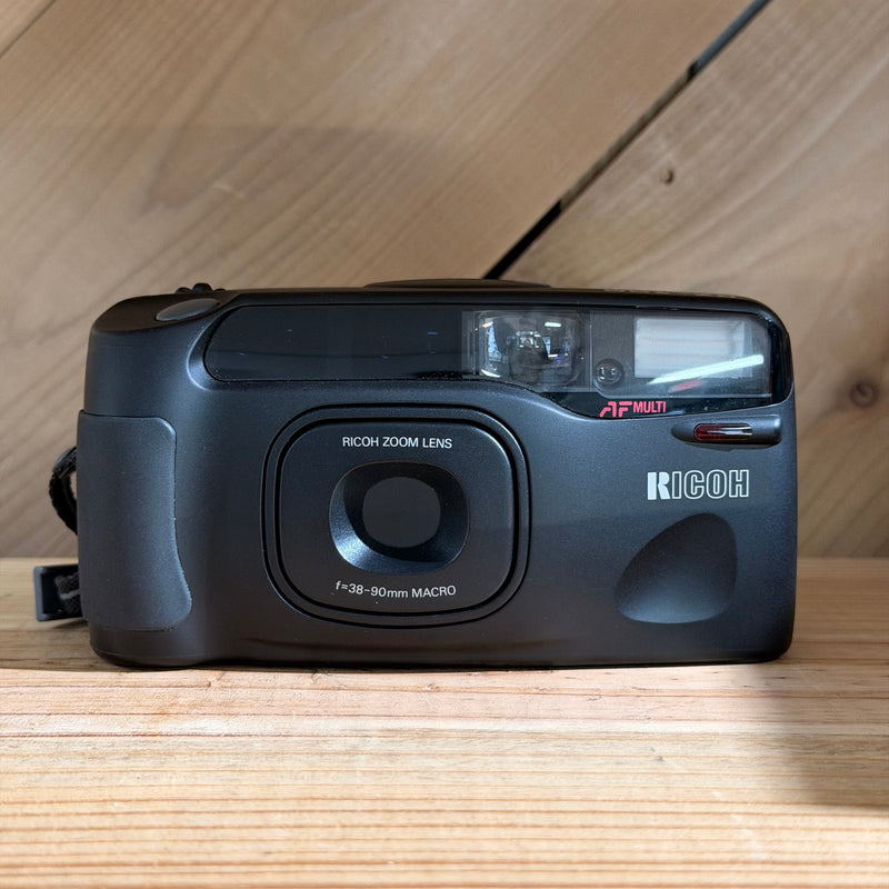 Ricoh RZ-900 Multi AF 35mm Point & Shoot Camera (3306)