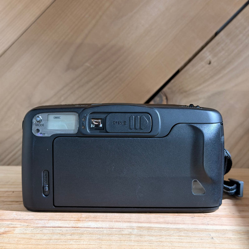 Ricoh RZ-900 Multi AF 35mm Point & Shoot Camera (3306)