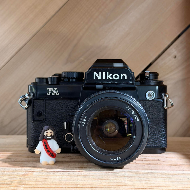Nikon FA (Black Body) + Nikon AF Nikkor 28mm f/2.8D Lens (4734)