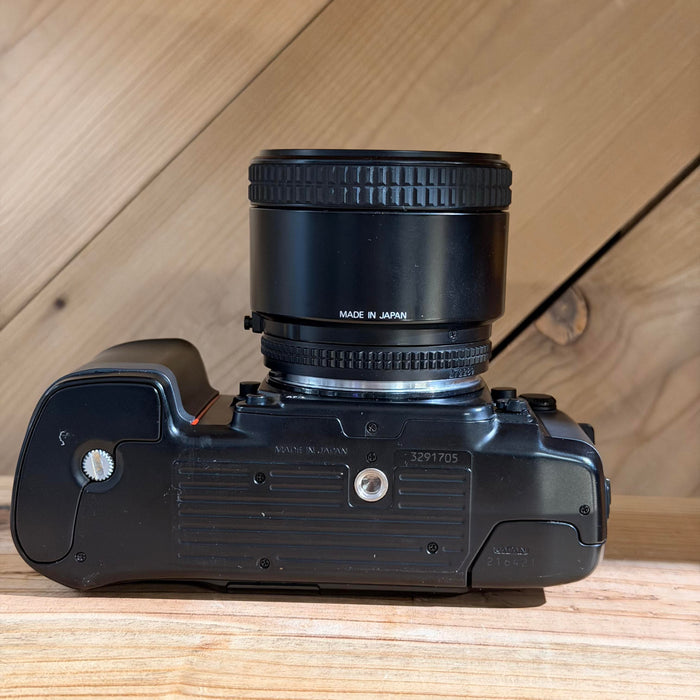 Nikon N8008s 35mm SLR + NIKKOR 85mm f/1.8 AF Lens (1705)