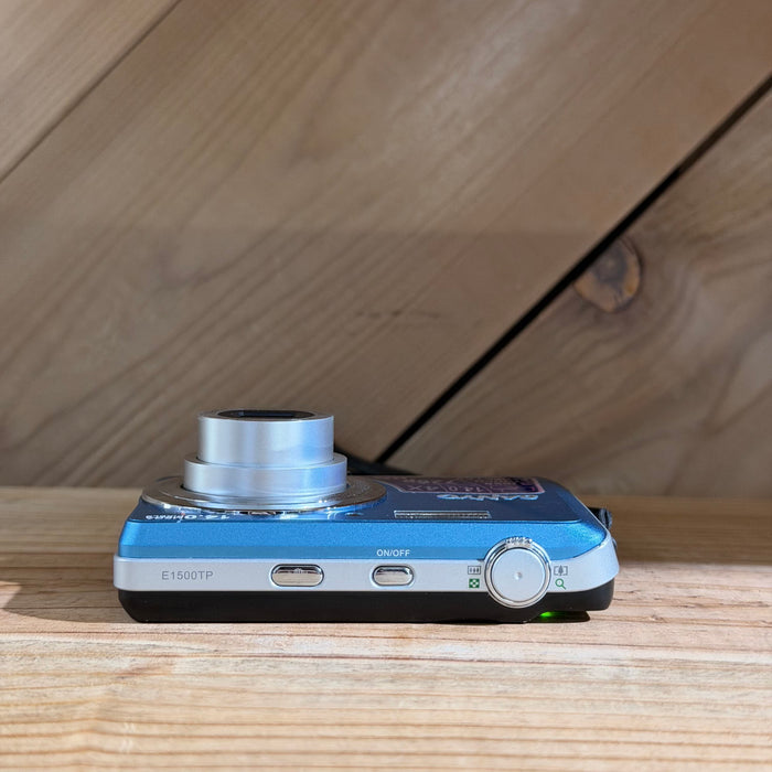 Sanyo VPC-E1500TB Digital Camera — Light Blue (43865)