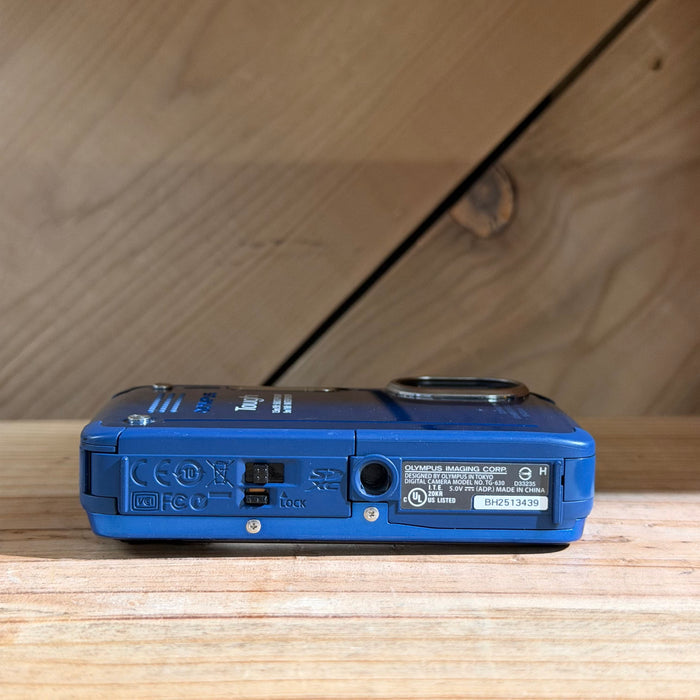 Olympus Stylus Tough (Blue) – Shockproof & Waterproof Digital Camera (3439)